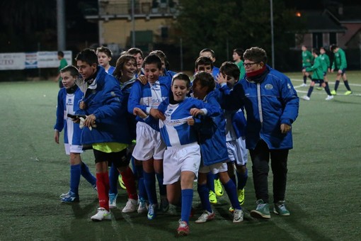 FOTOGALLERY calcio giovanile, Esordienti 2001: Santa Maria San Salvatore-Cg Caperana