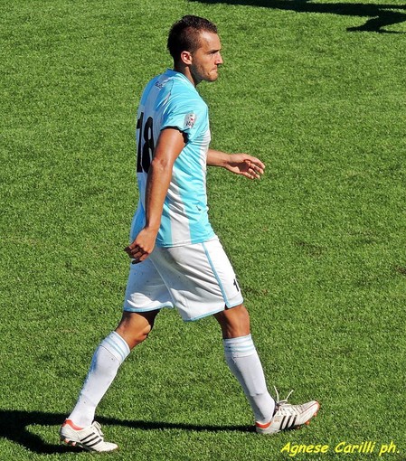 Il giocatore argentino con la maglia della Virtus Entella